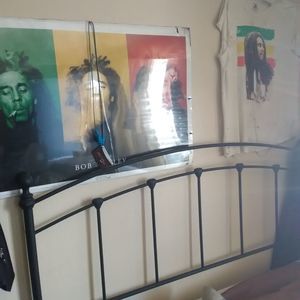 Meet your Posher, Larry